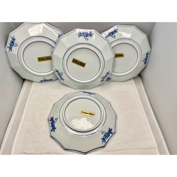 ETHAN ALLEN Arita Imari Octagonal Floral Porcelain Salad, Dessert Plates - 4 - Picture 8 of 10